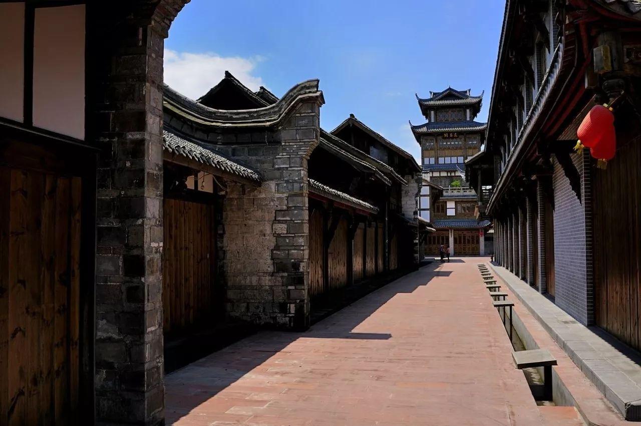 与会部门针对以下问题逐个发言什么意思？游戏画面